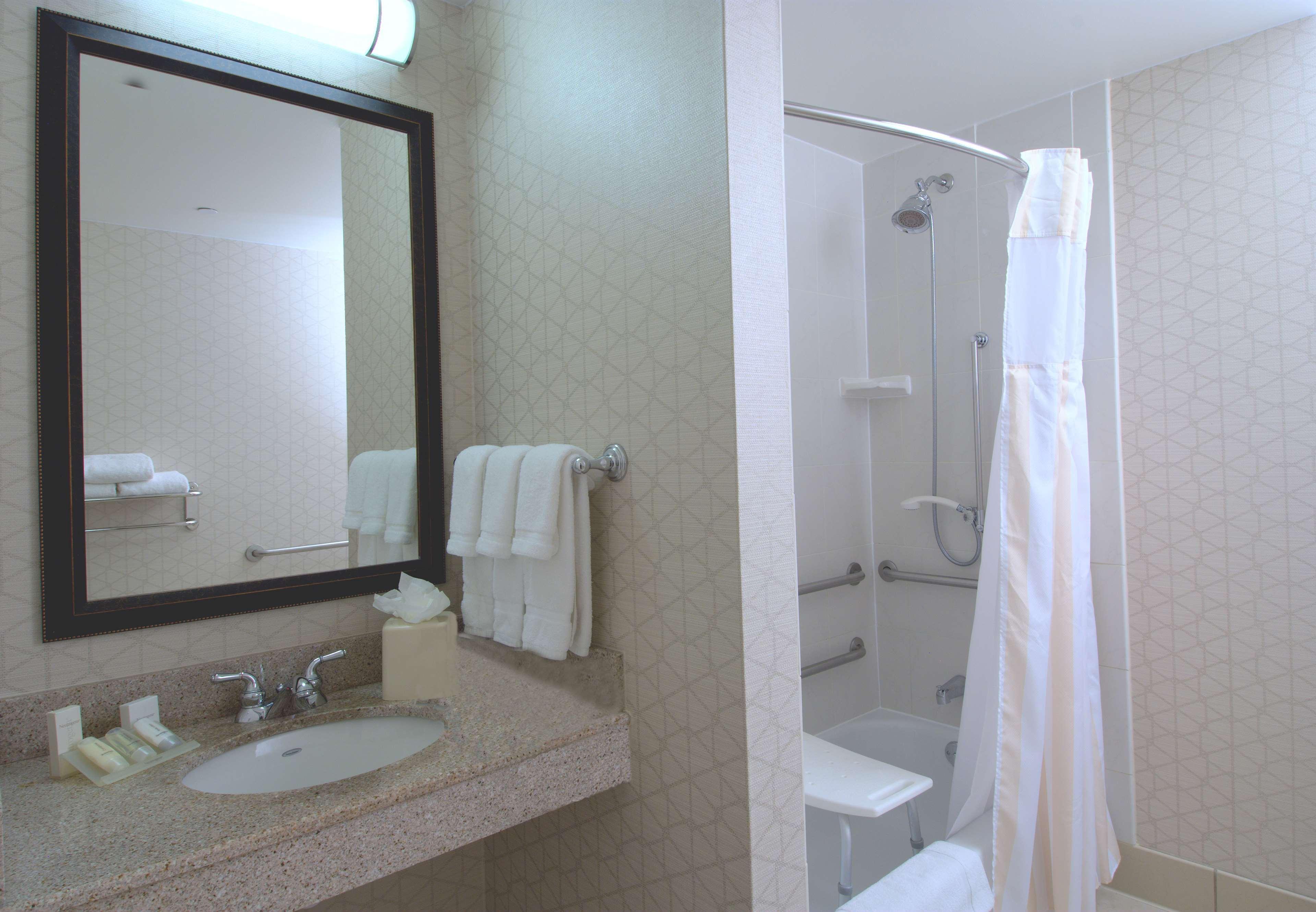 Hilton Garden Inn Рокфорд Екстер'єр фото