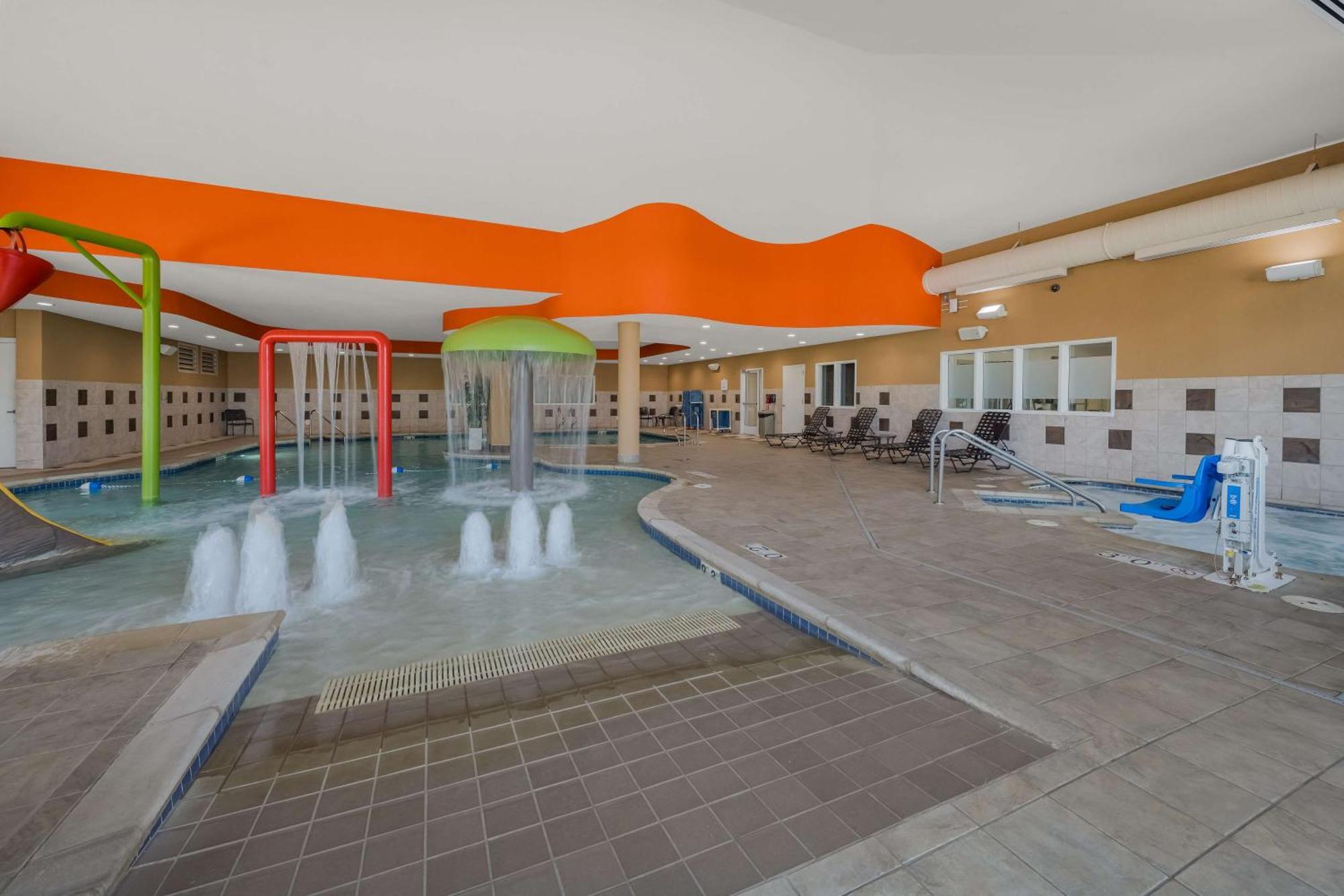Hilton Garden Inn Рокфорд Екстер'єр фото